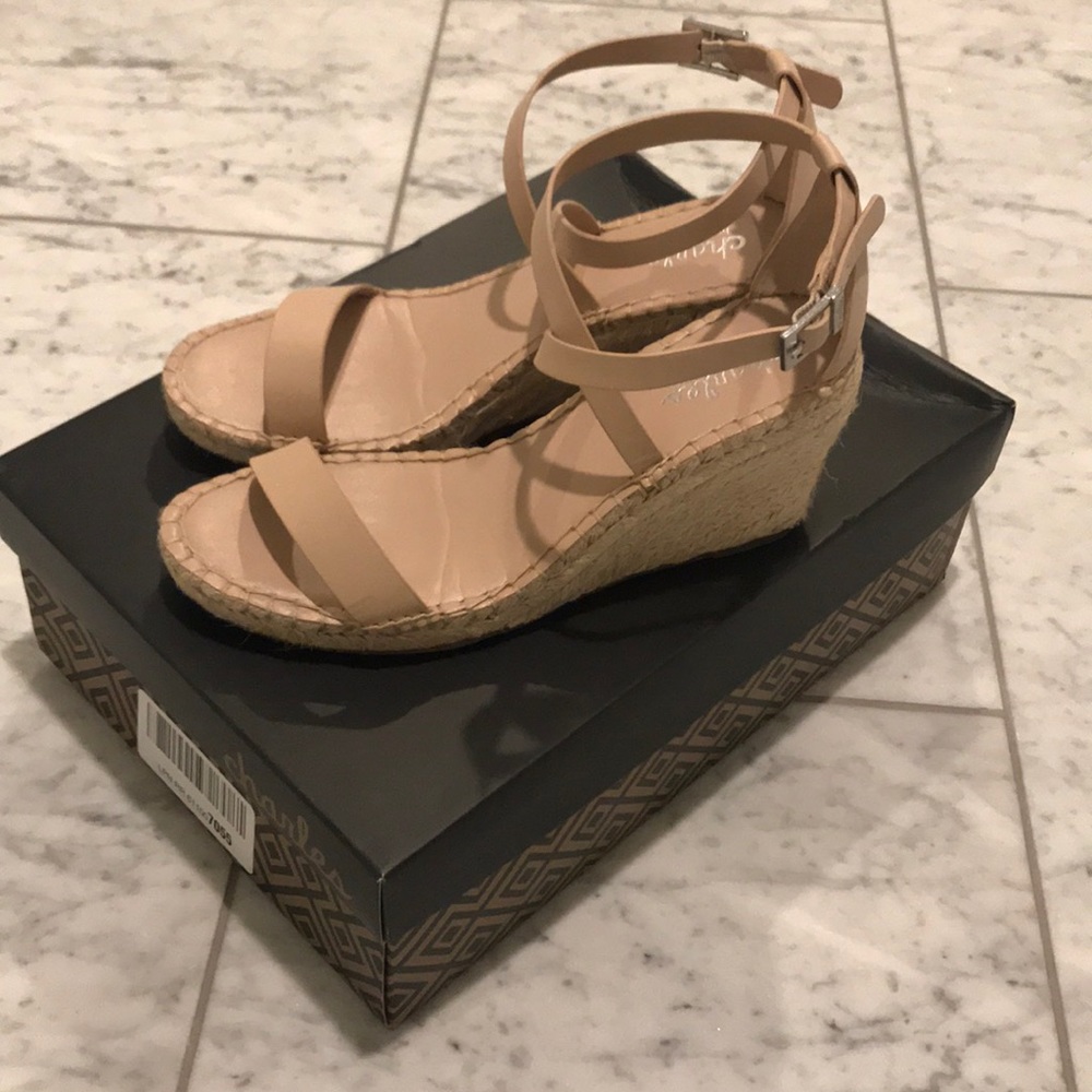 Charles David Nola Espadrille wedge